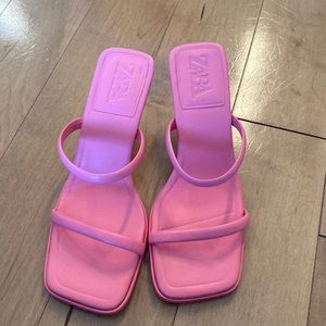 Zara strappy kitten heel in pink